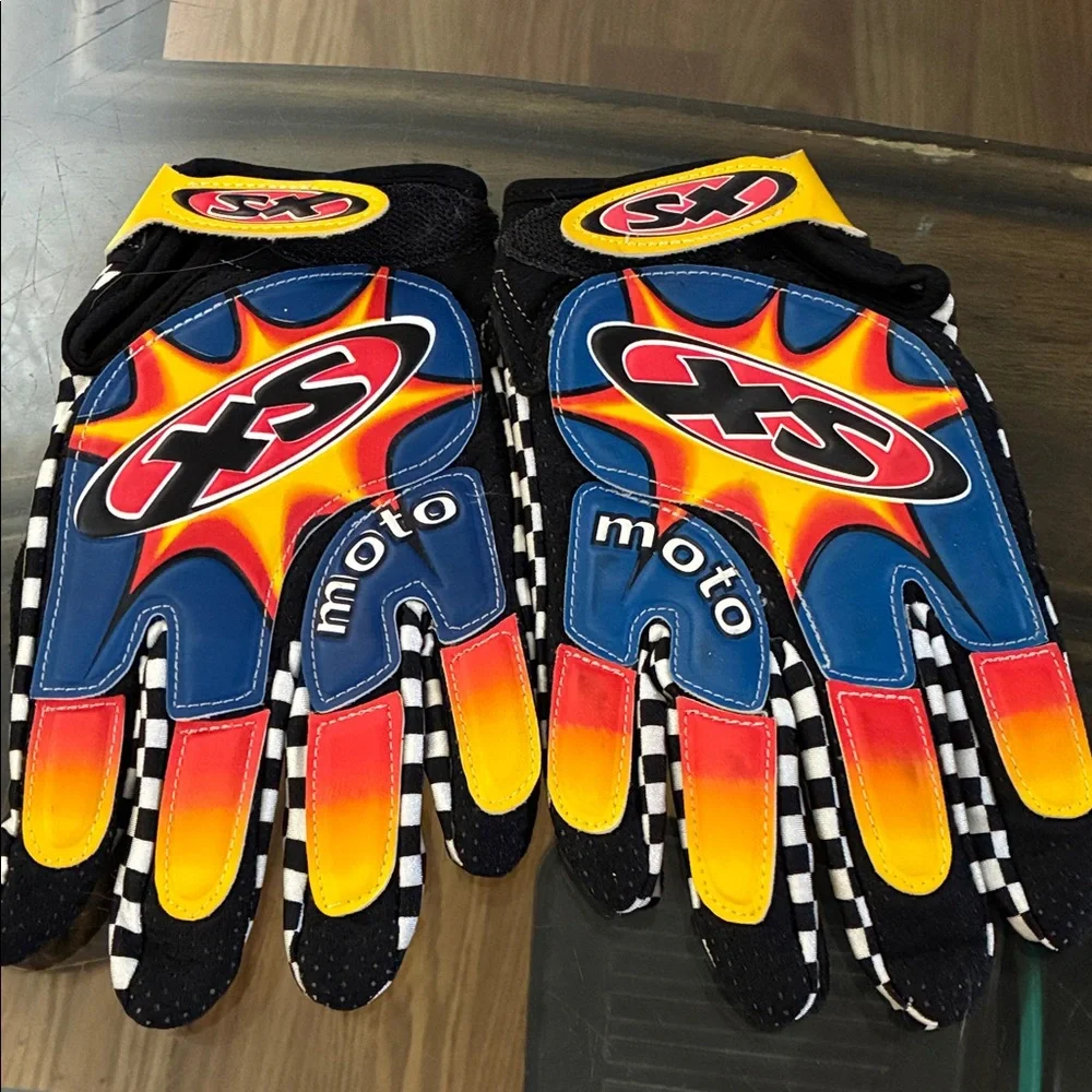 Schwinn Multicolor Moto Gloves - Picture 1 of 4